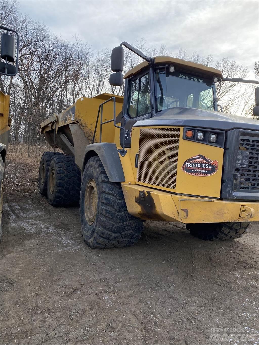 John Deere 410E Dúmpers articulados
