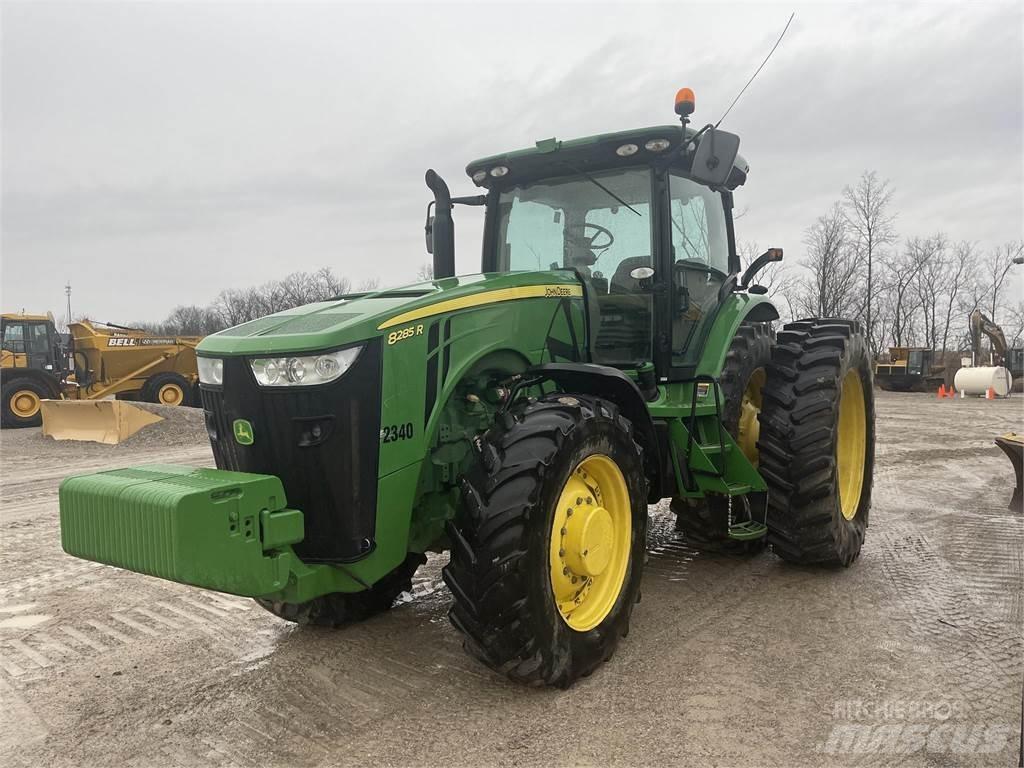 John Deere 8310R Tractores