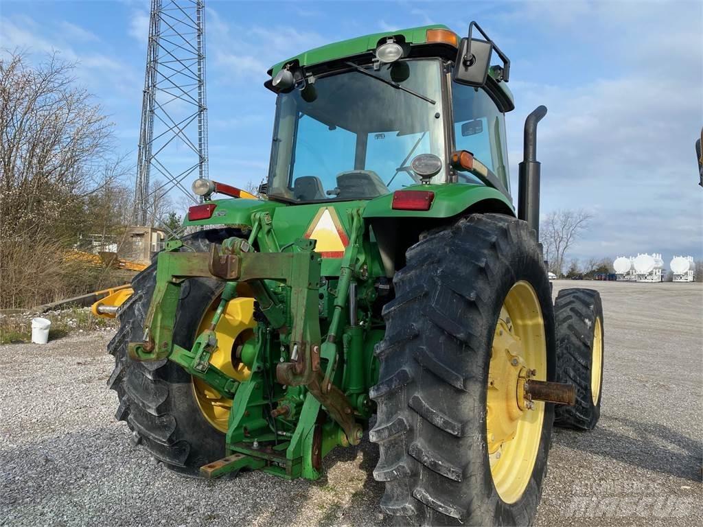 John Deere 8320 Tractores