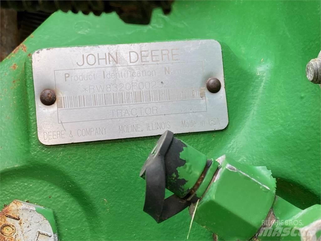 John Deere 8320 Tractores