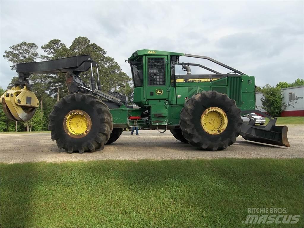 John Deere 848L Arrastrador de troncos