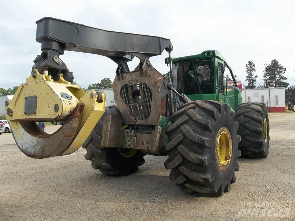 John Deere 848L Arrastrador de troncos