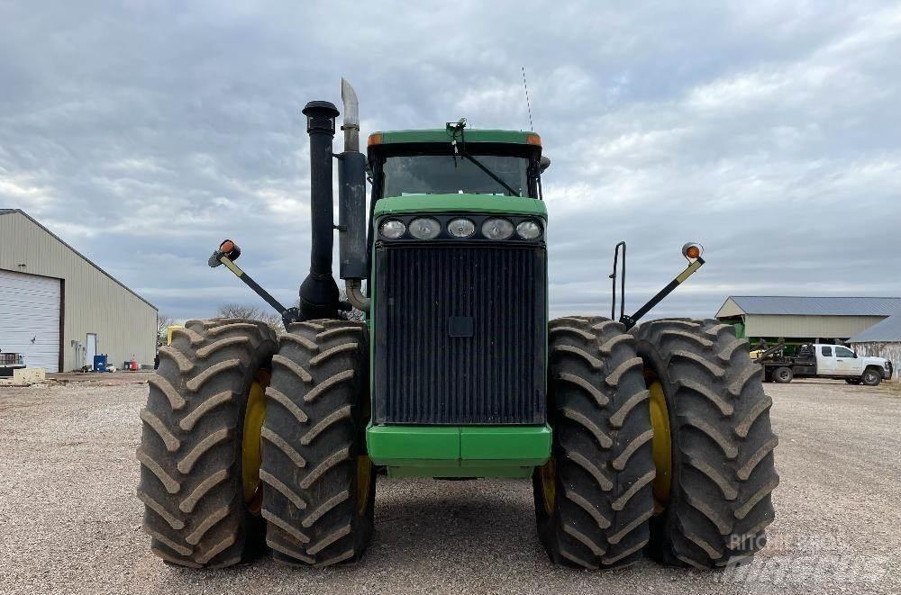 John Deere 9220 Tractores