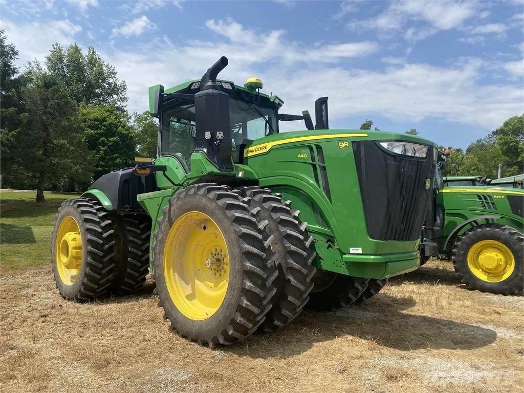 John Deere 9R 440 Tractores