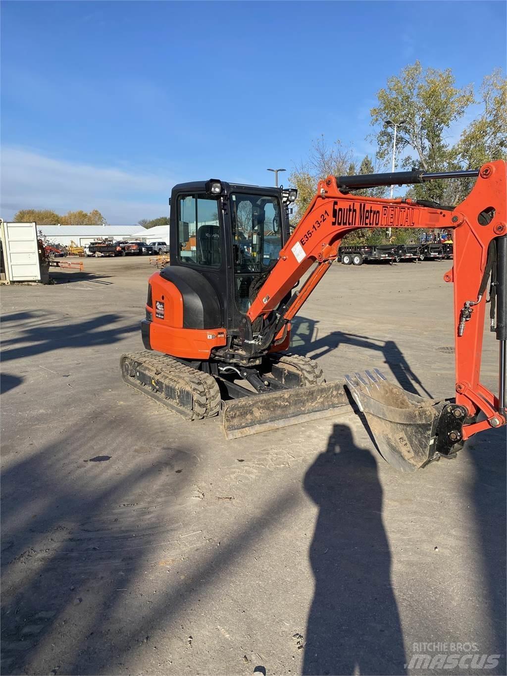 Kubota U35-4 Mini excavadoras < 7t