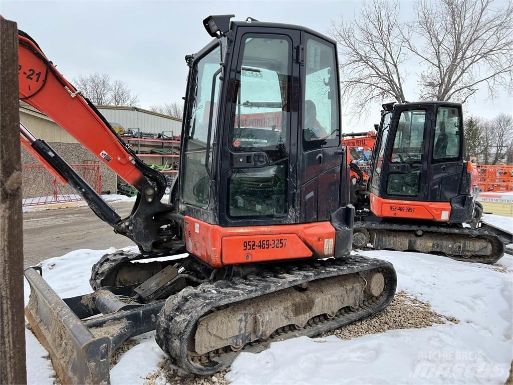 Kubota U55-5 Mini excavadoras < 7t
