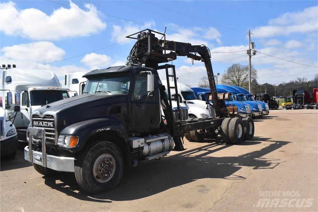 Mack GRANITE CV713 Camiones grúa