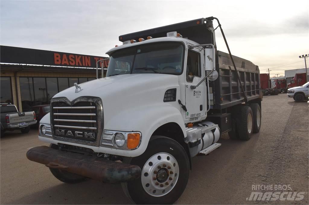 Mack GRANITE CV713 Camiones bañeras basculantes o volquetes