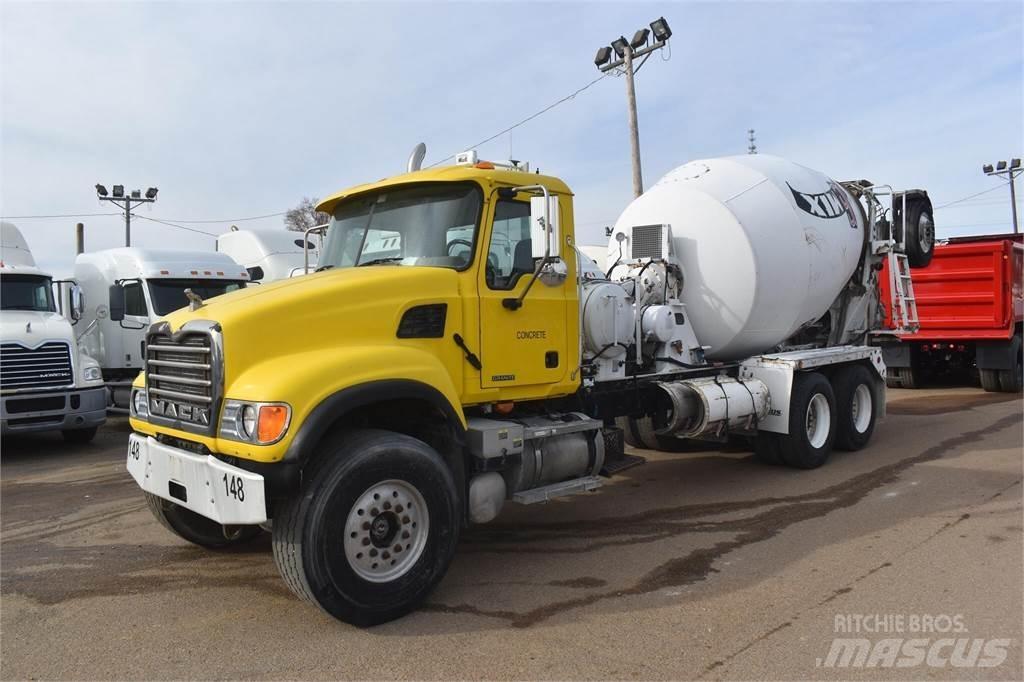 Mack GRANITE CV713 Camiones hormigonera
