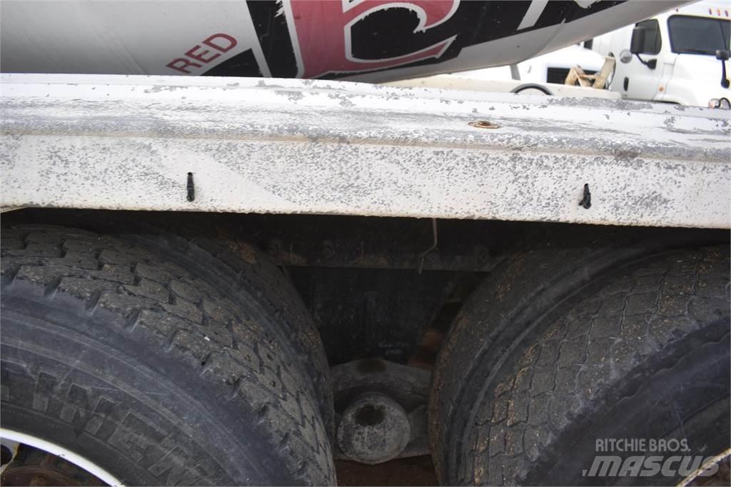 Mack GRANITE CV713 Camiones hormigonera