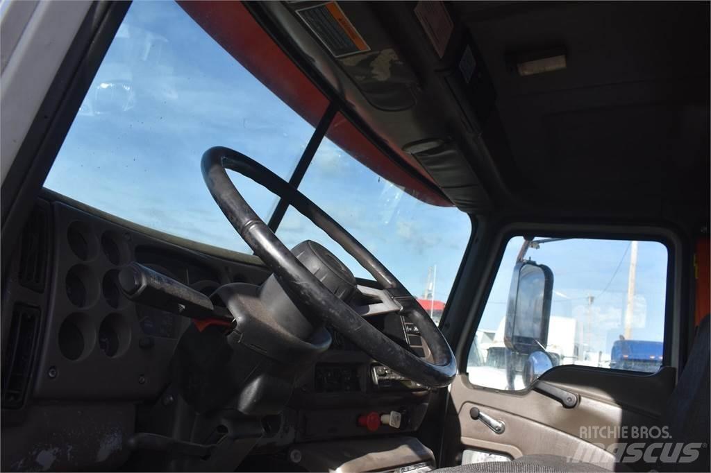 Mack VISION CX612 Camiones bañeras basculantes o volquetes