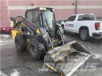 New Holland L228 Minicargadoras