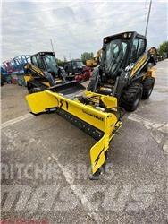 New Holland L328 Minicargadoras
