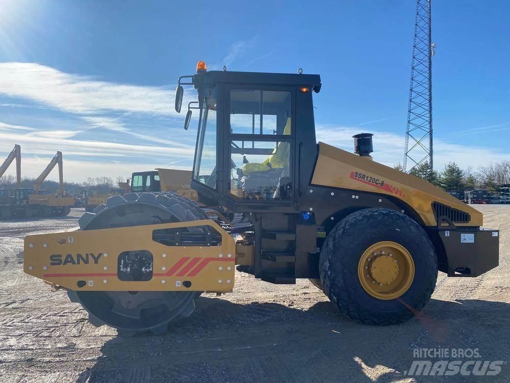 Sany SSR120C-8 Rodillos de doble tambor