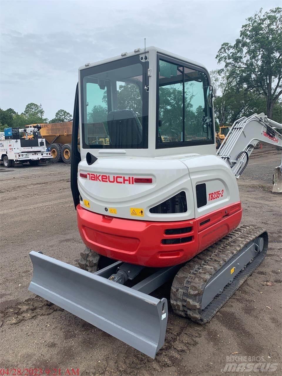 Takeuchi TB235-2 Mini excavadoras < 7t
