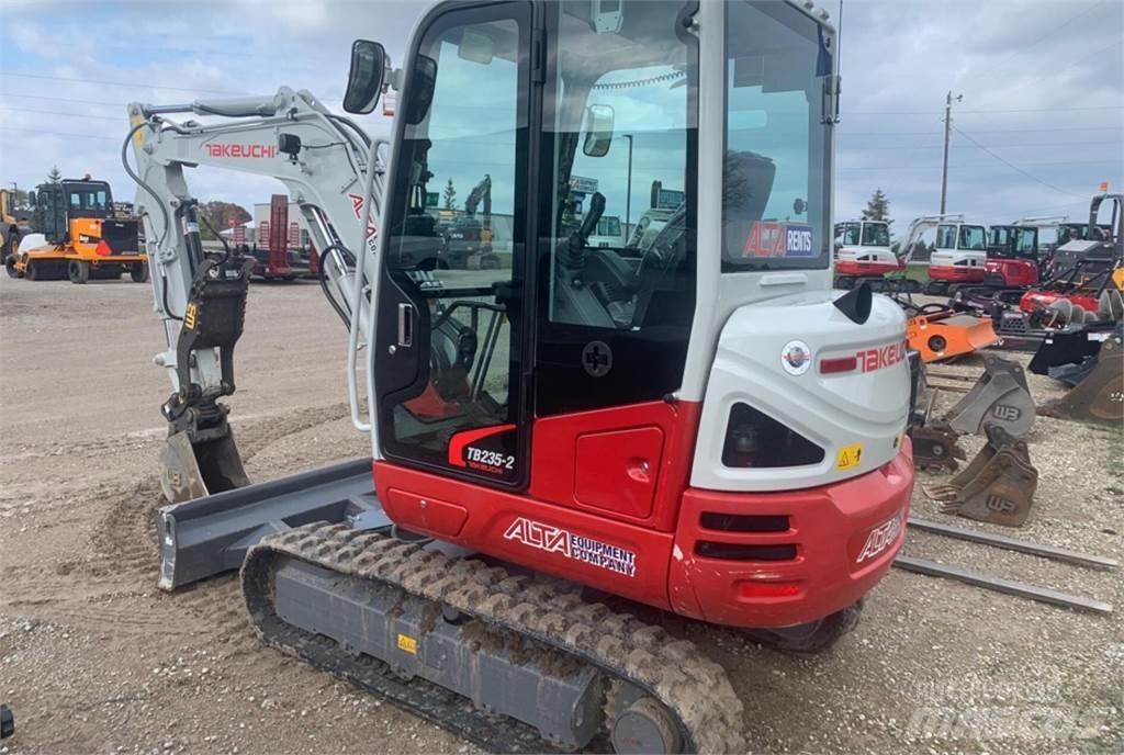 Takeuchi TB235-2 Mini excavadoras < 7t