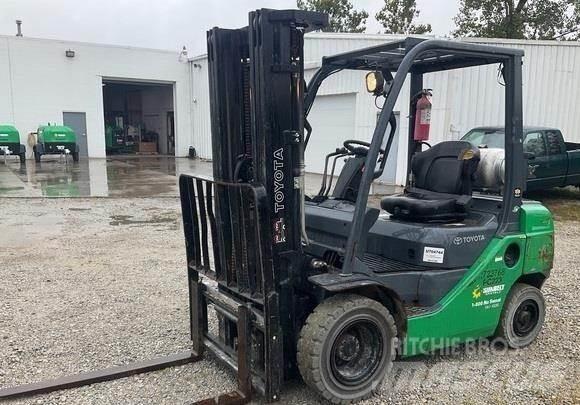 Toyota 8FGU25 Otras carretillas elevadoras