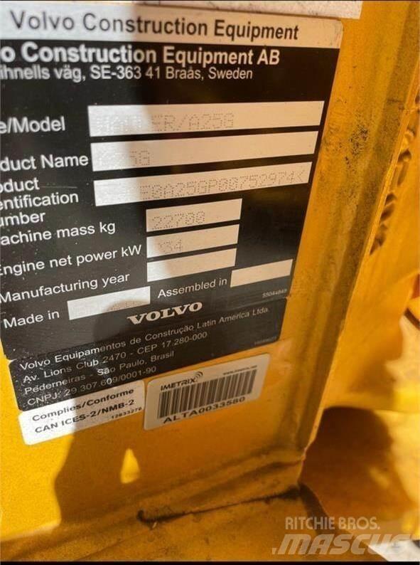 Volvo A25G Dúmpers articulados