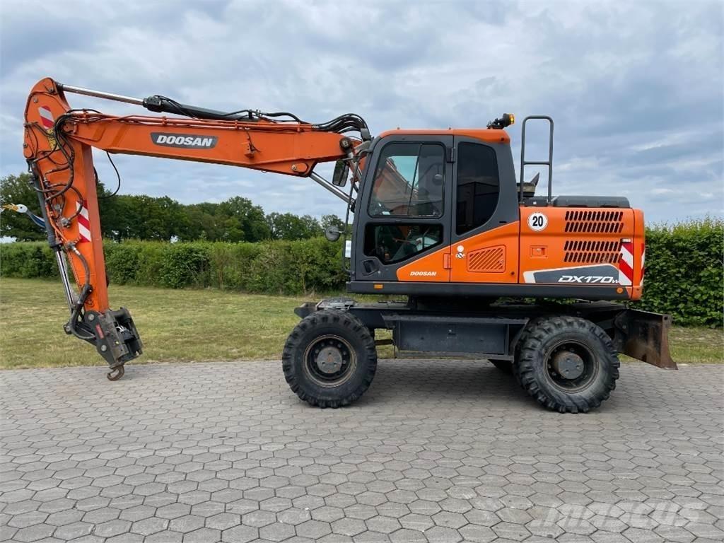 Doosan DX170W-5 Excavadoras de ruedas