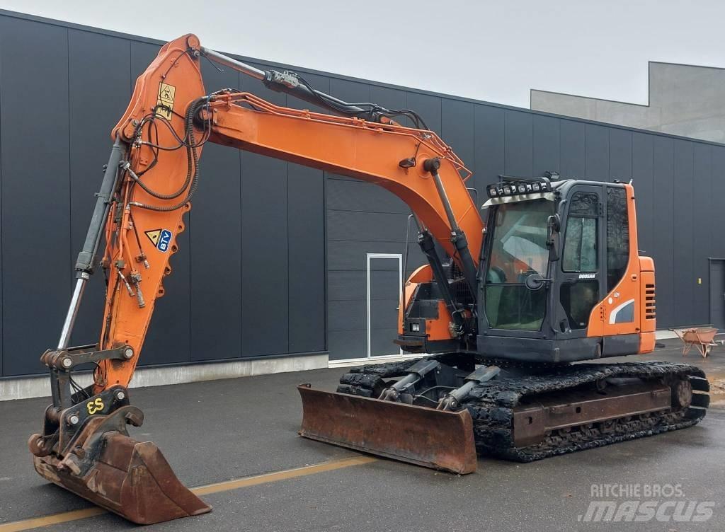 Doosan DX140 LCR-5 Excavadoras de cadenas