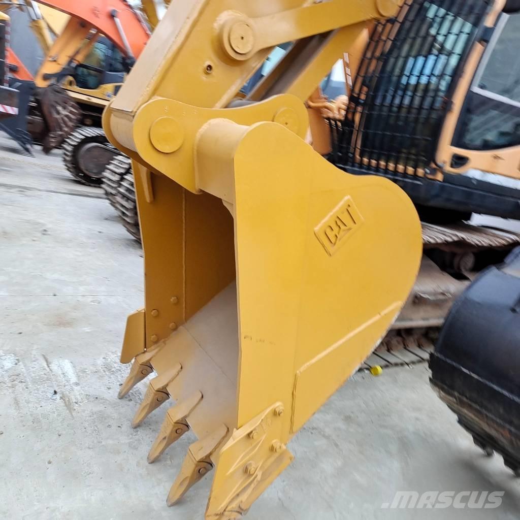 CAT 320 D 2 L Excavadoras de cadenas