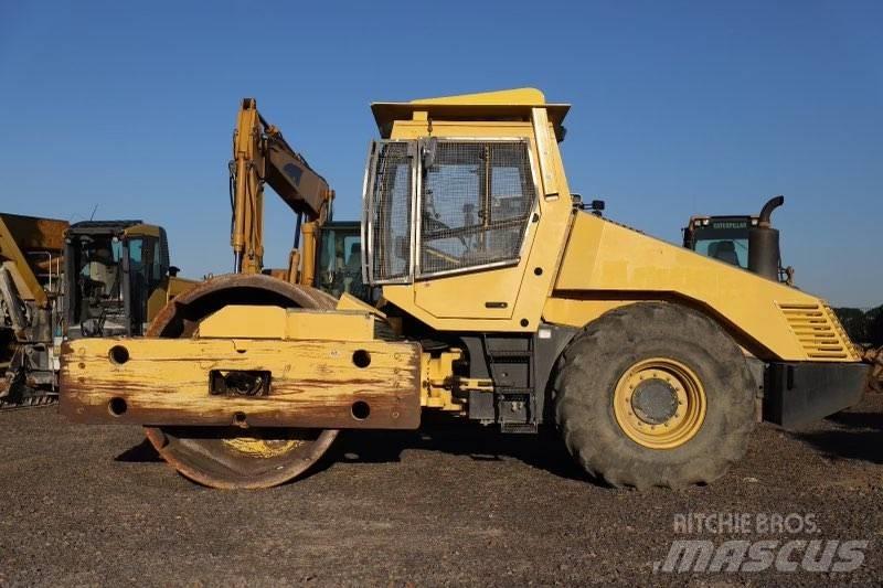 Bomag BW 225 D-3 Rodillos de doble tambor