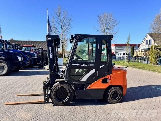 Doosan D35c Pro-7 Carretillas diesel