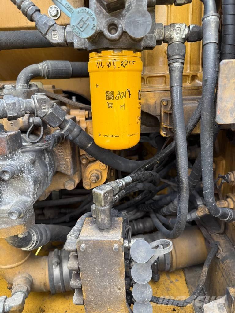 CAT 323 D L Excavadoras de cadenas