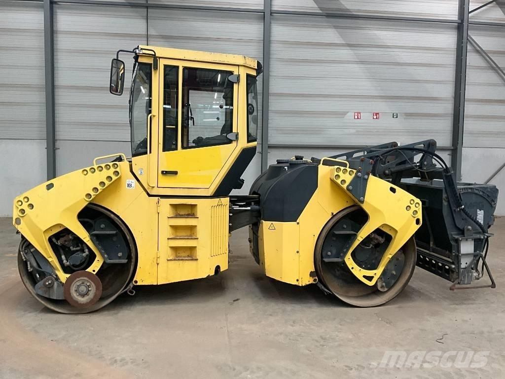 Bomag BW 154 AD-4 Rodillos de doble tambor