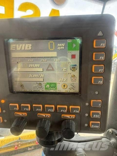 Bomag BW 154 AD-4 Rodillos de doble tambor