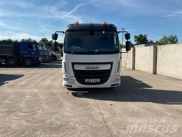 DAF LF180 Camiones cisterna