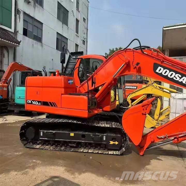 Doosan DX150 Excavadoras de cadenas