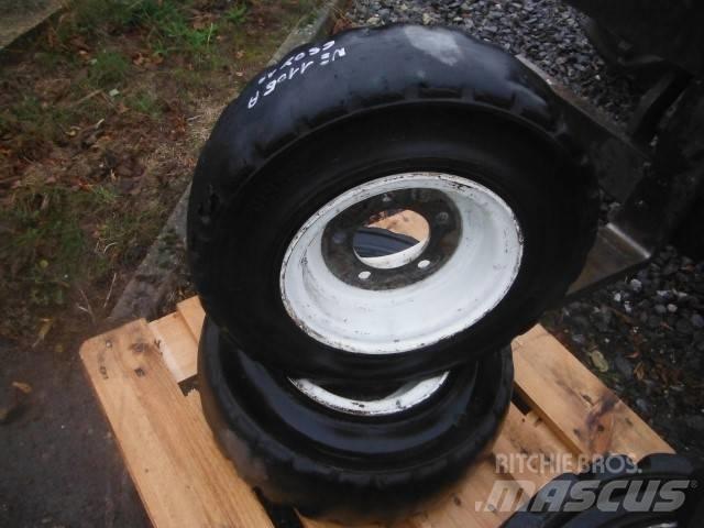 Clark 6.50R10 Neumáticos, ruedas y llantas