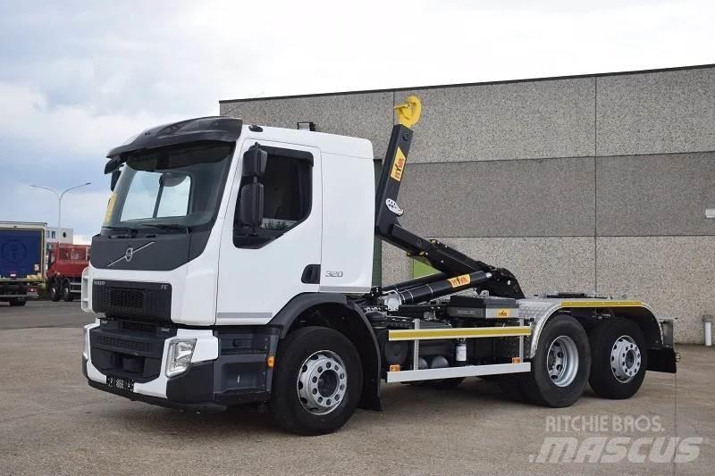 Volvo FE 320 Camiones polibrazo