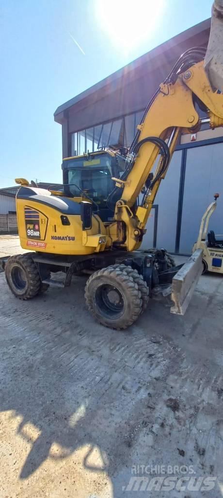 Komatsu PW98 MR-11 Excavadoras de ruedas