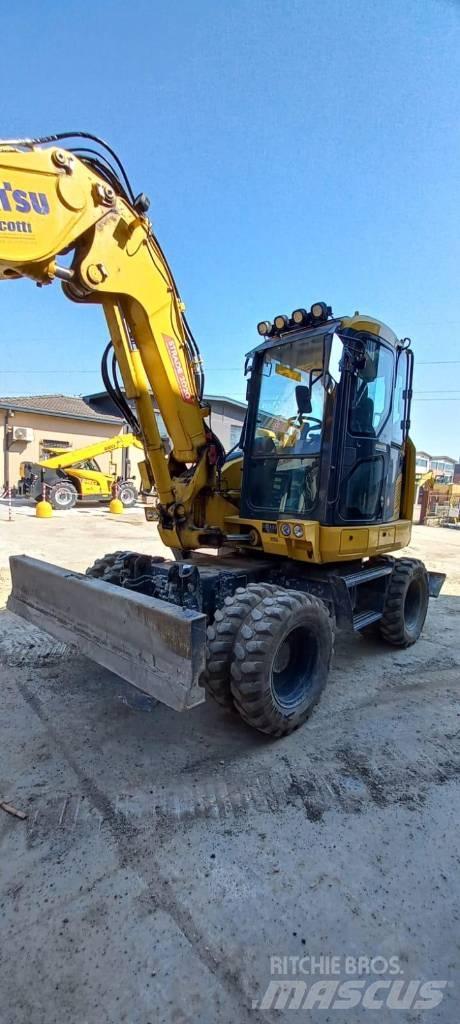 Komatsu PW98 MR-11 Excavadoras de ruedas