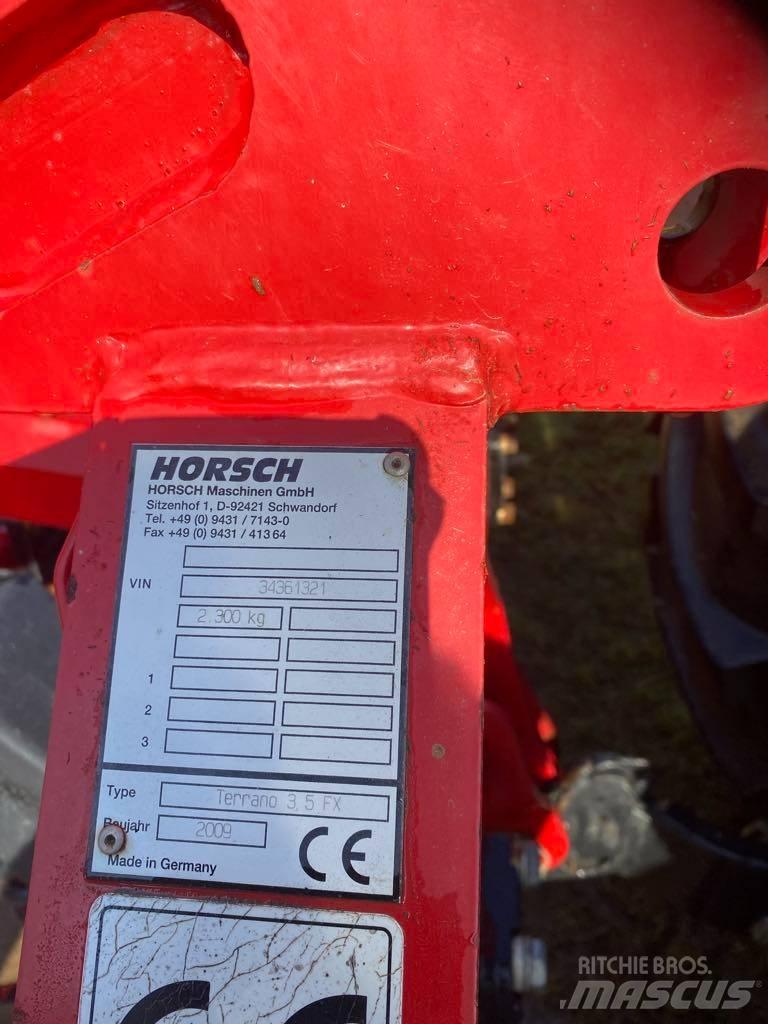 Horsch Terrano 3 FX Cultivadores