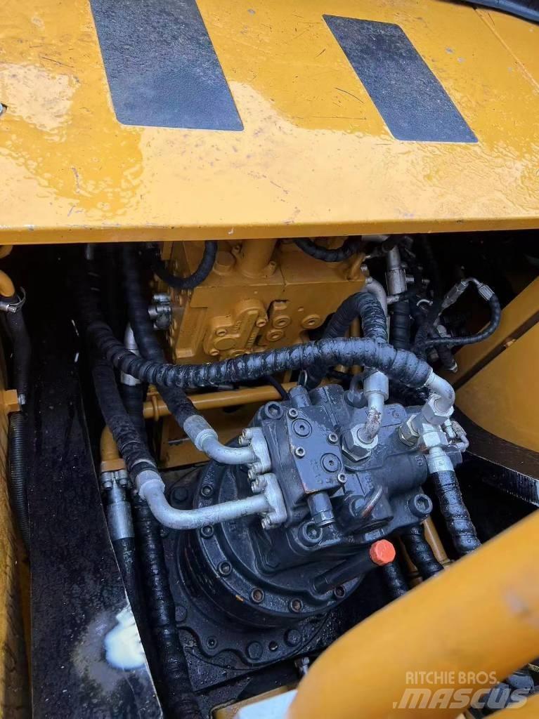 Sany SY 235 C Excavadoras de cadenas