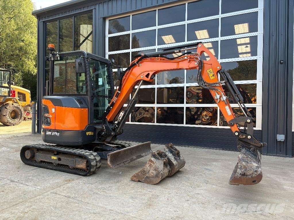 Doosan DX 27 Z Mini excavadoras < 7t