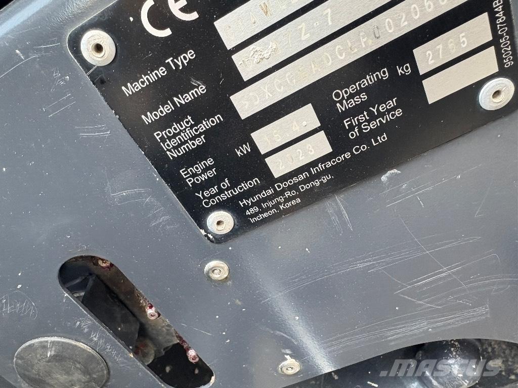 Doosan DX 27 Z Mini excavadoras < 7t