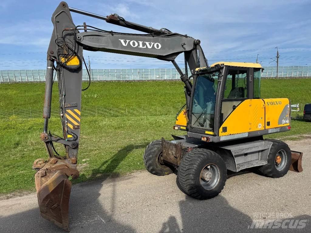 Volvo EW140 Excavadoras de ruedas