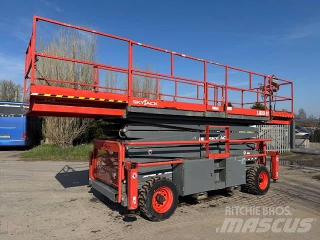 SkyJack SJ 9250 RT Plataformas tijera