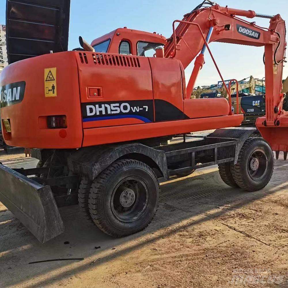 Doosan 150 W-7 Excavadoras de ruedas