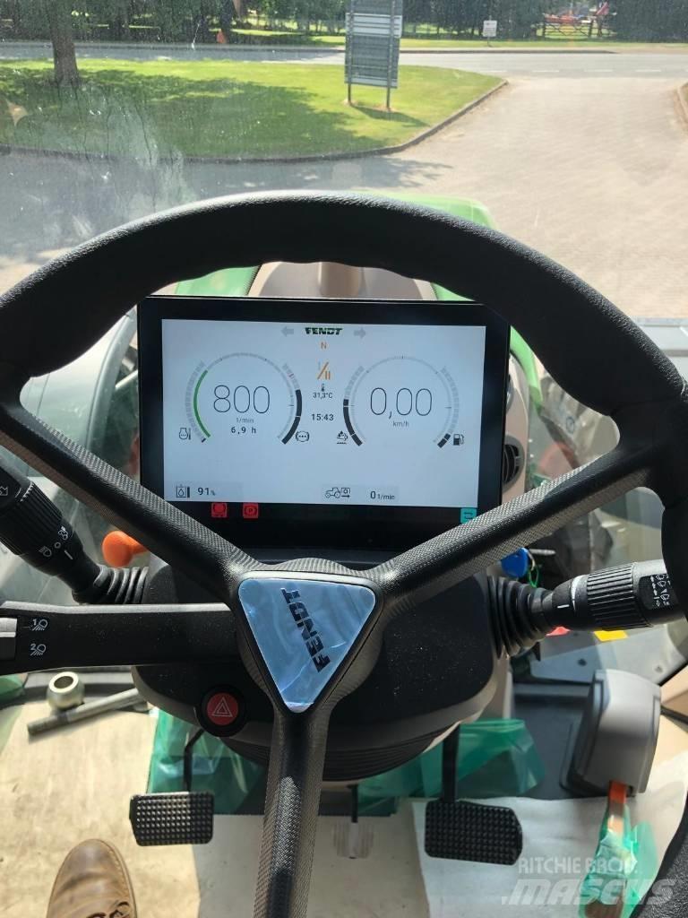 Fendt 718 Vario Tractores