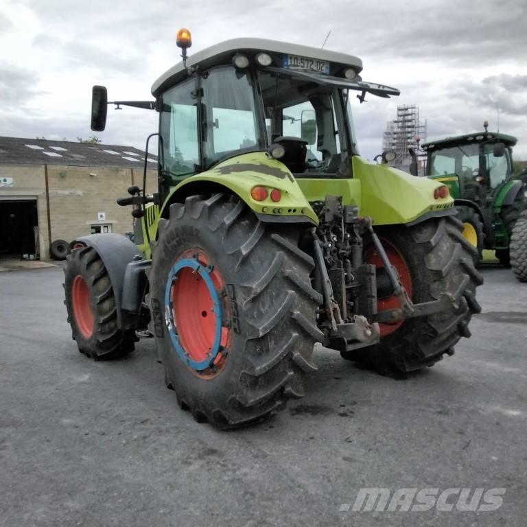 CLAAS 640 ARION Tractores