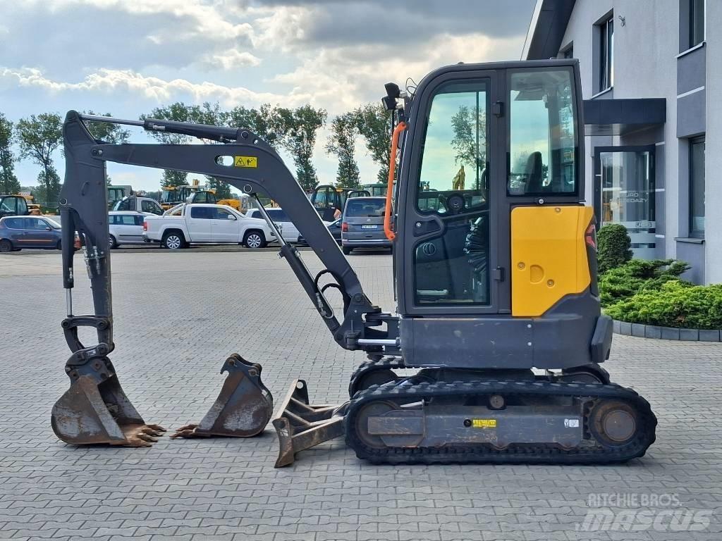 Volvo ECR 25 D Mini excavadoras < 7t