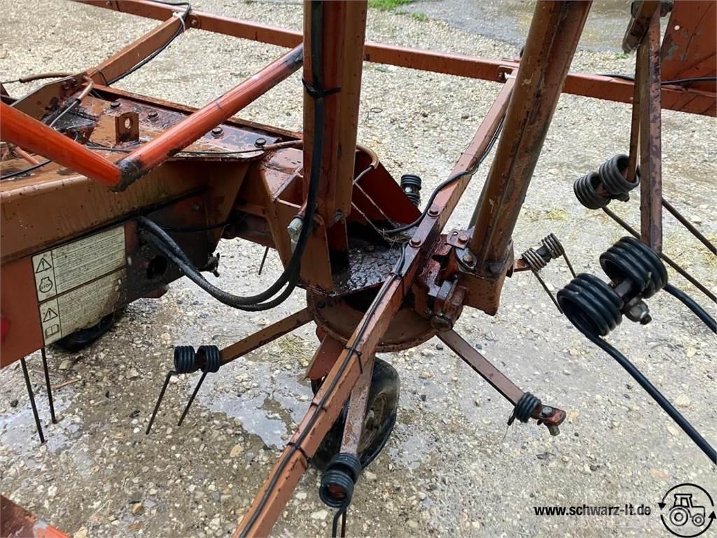 Kuhn GF 8501 Rastrillos y henificadores