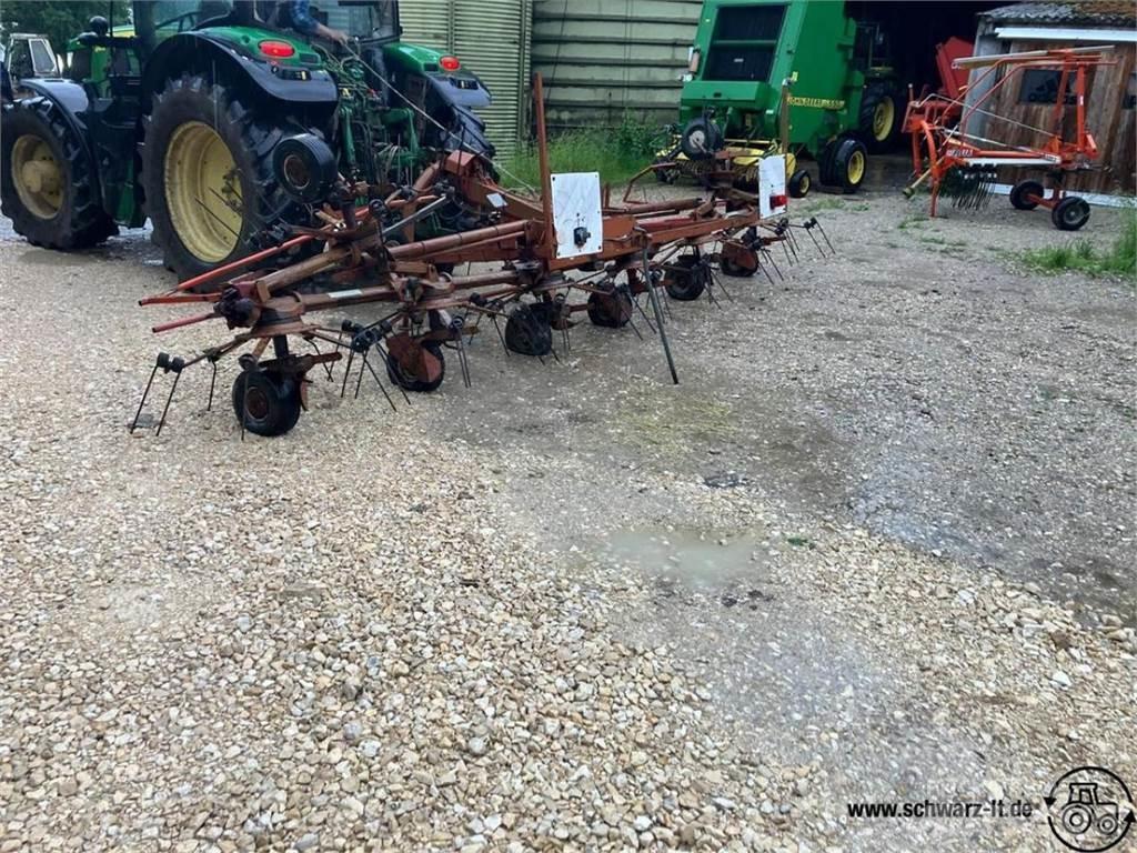 Kuhn GF 8501 Rastrillos y henificadores