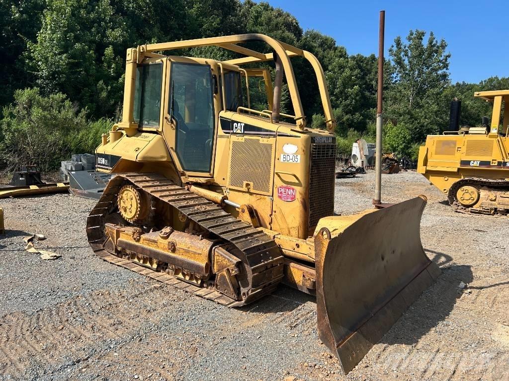 CAT D 5 N XL Buldozer sobre oruga
