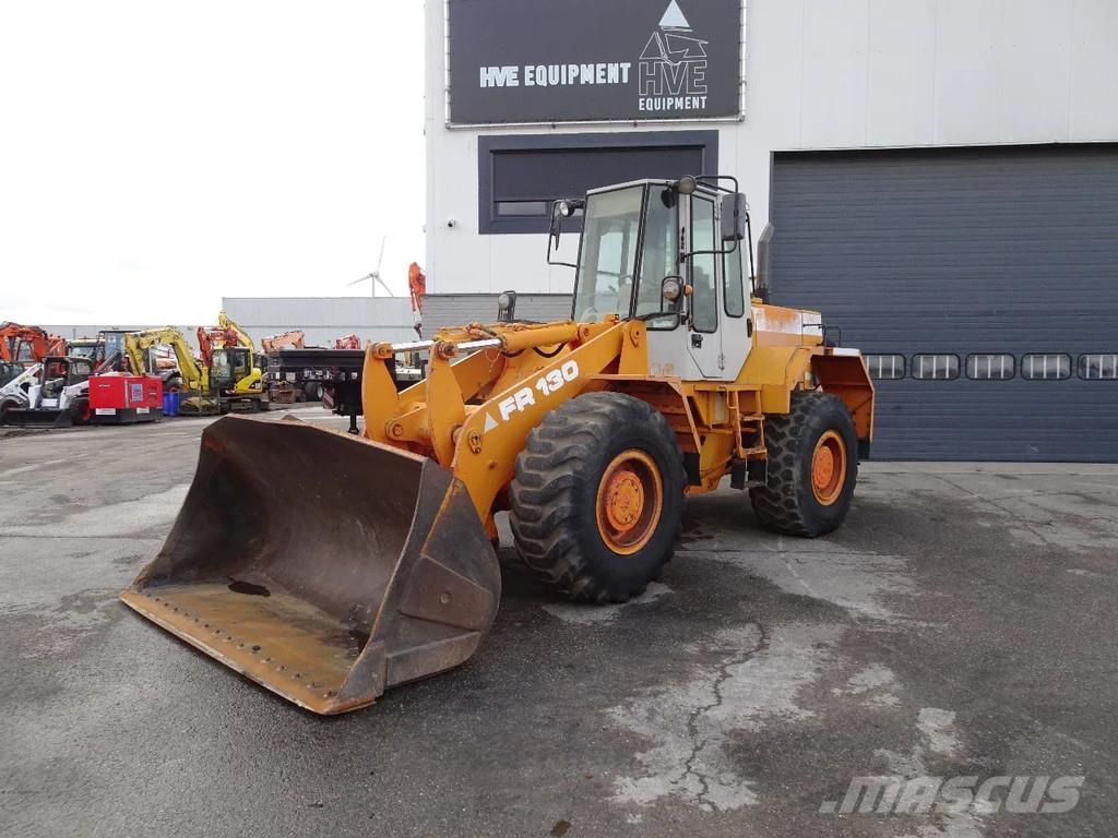 Fiat Hitachi FR130 Cargadoras sobre ruedas